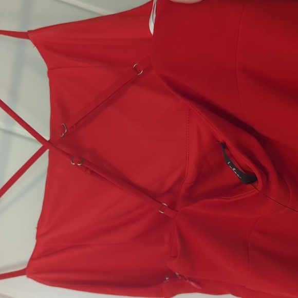 Lulu's asymmetrical hem baby red dress - Picture 3 of 3